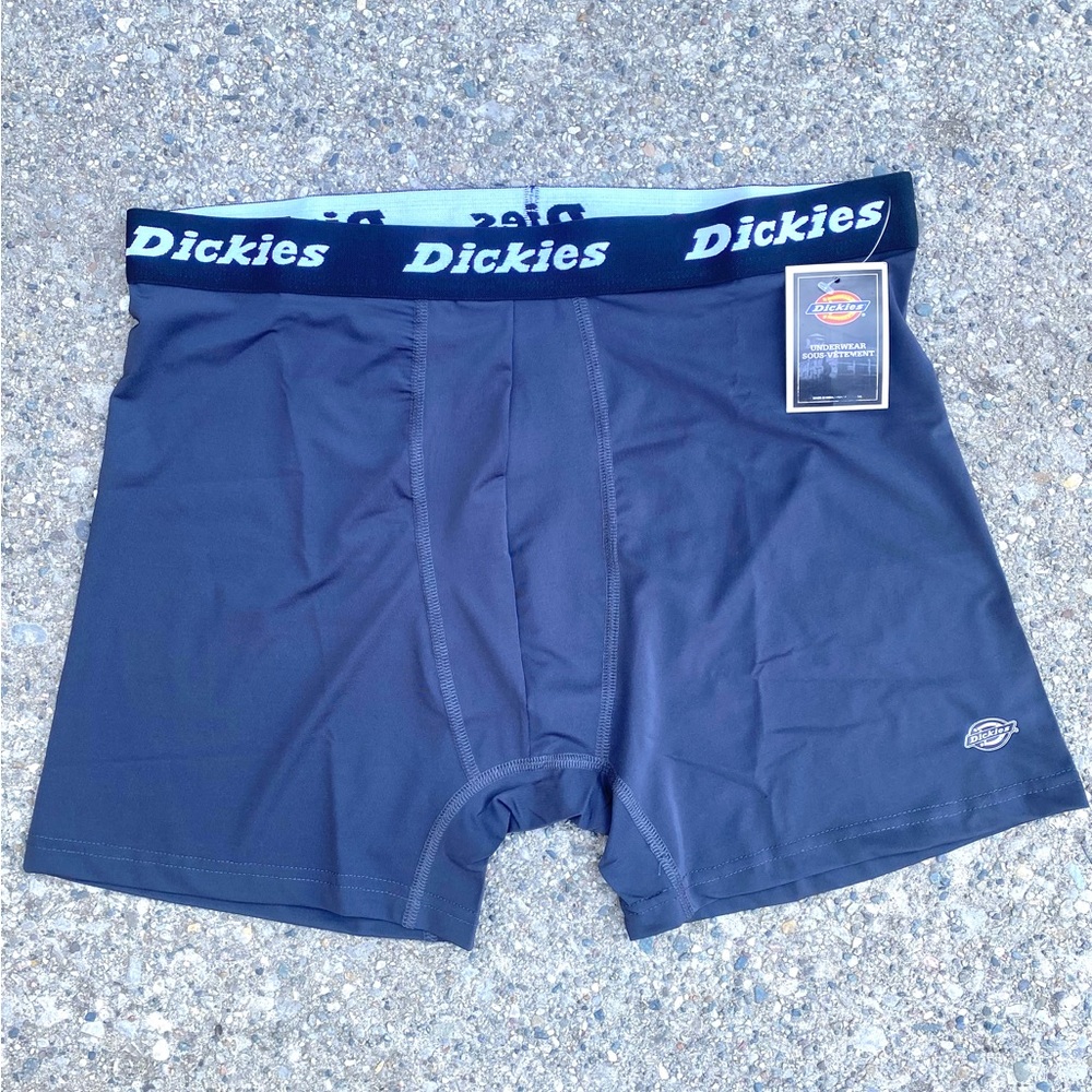 New with tags Men’s Dickies Boxer Briefs Underwear Size XL Charcoal Colour
